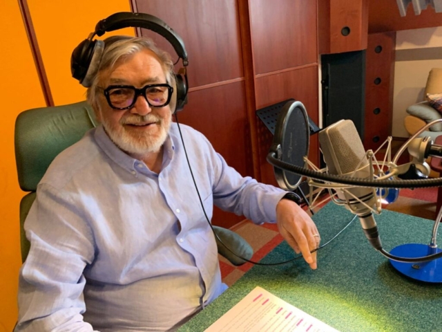 zvuk-bartoska Jiří Bartoška ve zvukovém studiu Pokrok